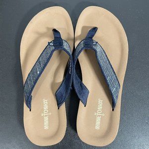 Minnetonka Women's Hedy Flip Flop Sandal - Navy Blue Medina Print 530432 Size 7